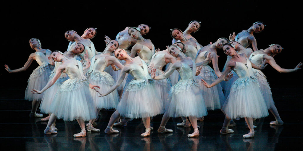 Ballet Arizona’s “Swan Lake”, choreography by Ib Andersen. Photo by Rosalie O’Connor.