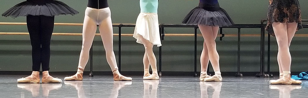 The 5 Basic Foot Positions of Ballet
