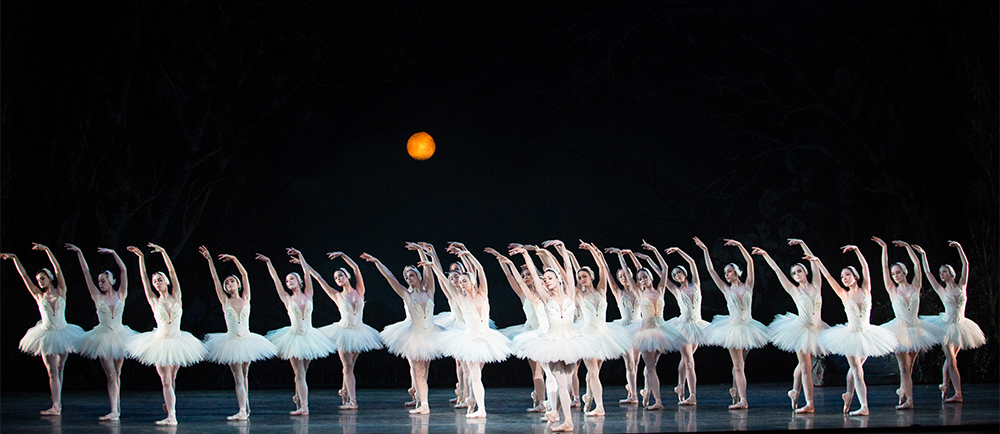 Ballet Arizona dancers in "Swan Lake." Choreography by Ib Andersen.