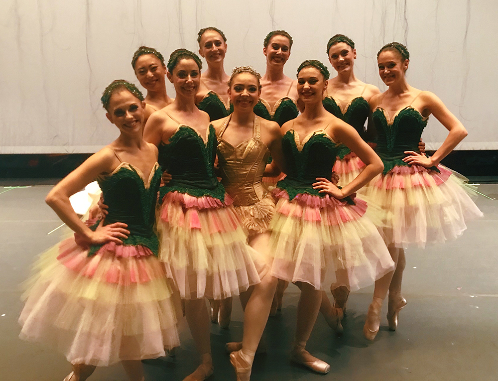 Ballet Arizona dancers 