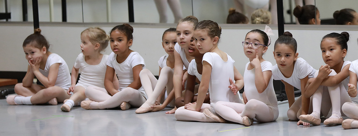 Students of The School of Ballet Arizona. Photo by Tzu-Chia Huang.